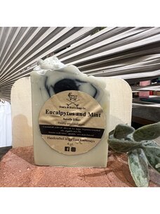 Goats & Hoes Soap Co. Goats & Hoes Soap Co. Eucalyptus & Mint