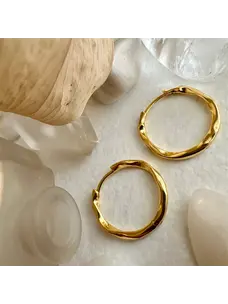 Pika & Bear Pika & Bear Michio 20MM Textured Hoop Earrings | Gold