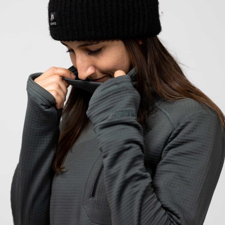 Jones Women's Flagship Recycled Grid Fleece Pullover | Dawn Blue