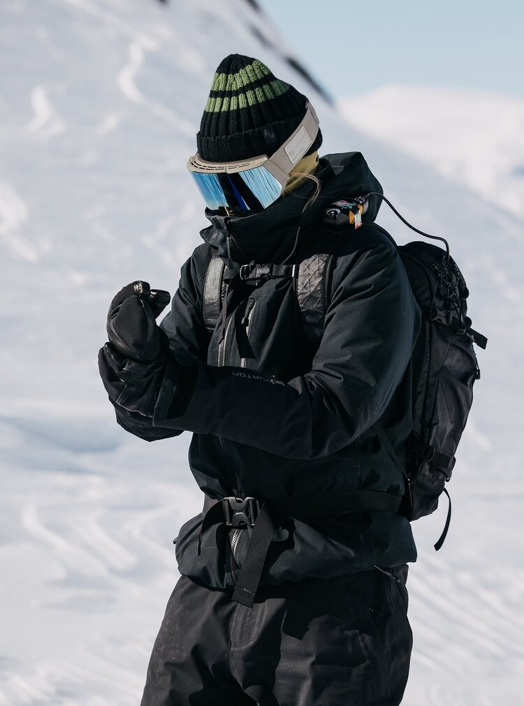 Burton Women's Burton [Ak] Embark GORE‑TEX 2L Jacket | True Black