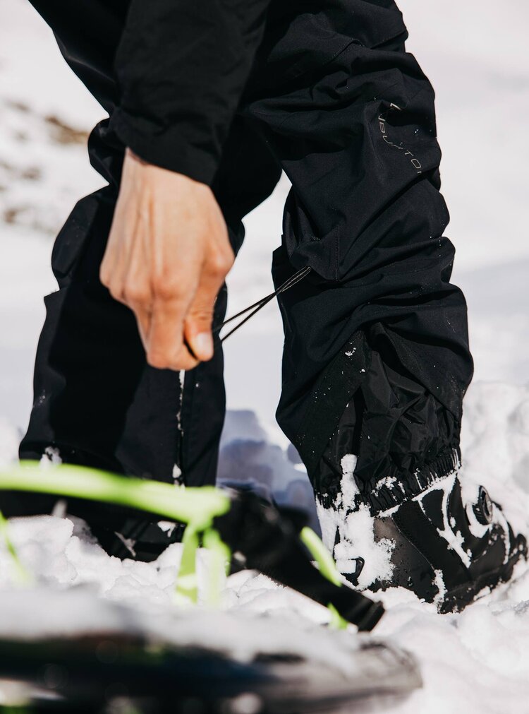 Burton Women's [ak] Summit GORE-TEX 2L Insulated Pants | True Black