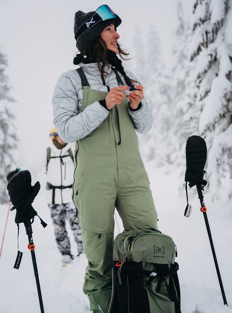 Burton Women's [ak] Kimmy Gore Bib | Hedge Green