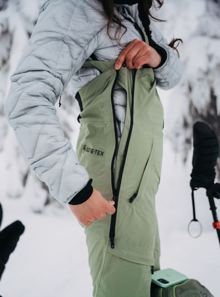 Burton Women's [ak] Kimmy Gore Bib | Hedge Green