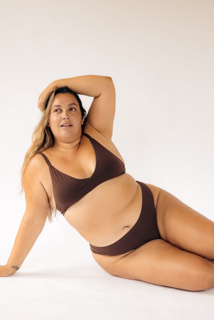 Huha Seamless Low-Mid Rise Thong | Brown
