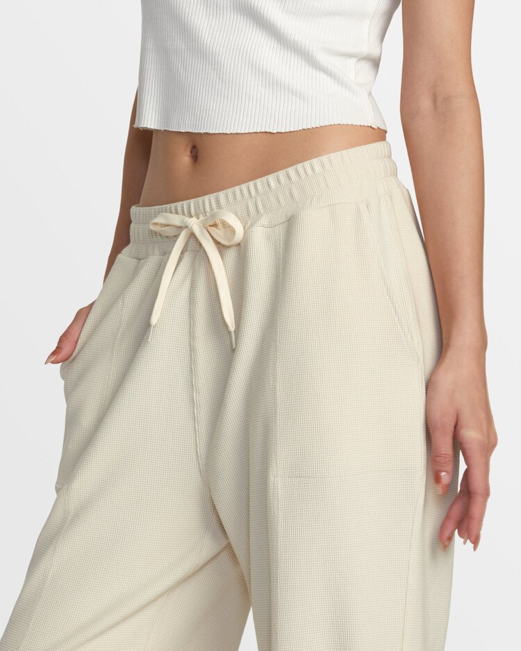 RVCA Sofie Waffle Pant | Latte