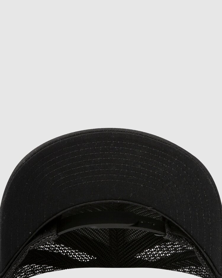 RVCA VA All The Way Curved Brim Trucker Hat | Black