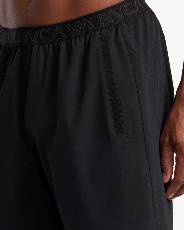 RVCA RVCA Yogger Plus 18 Shorts | Black
