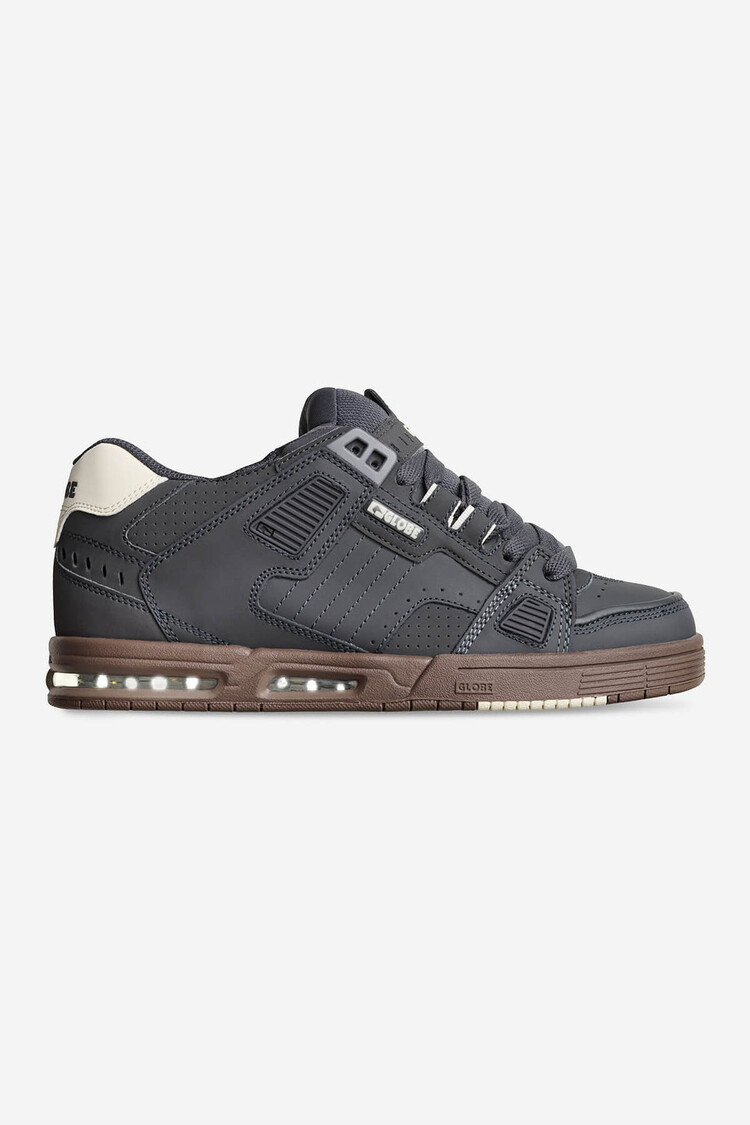 Globe Sabre | Lead/Gum