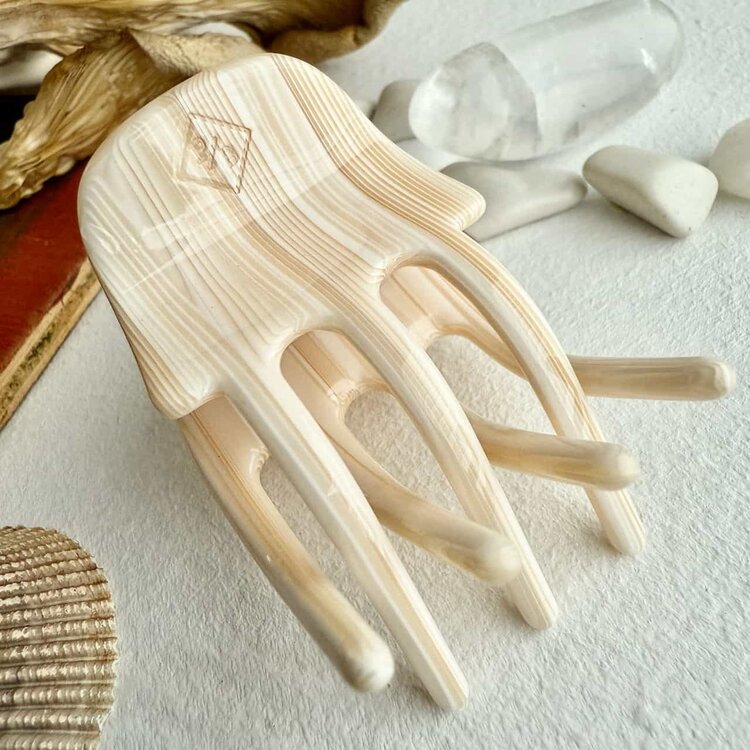 Pika & Bear Pika & Bear Nobra Mini Hair Claw | Butter Cream