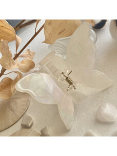 Pika & Bear Pika & Bear Levar Butterfly Hairclip | White Crystal