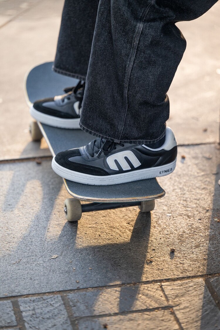 Etnies Locut | BlackWhiteWhite