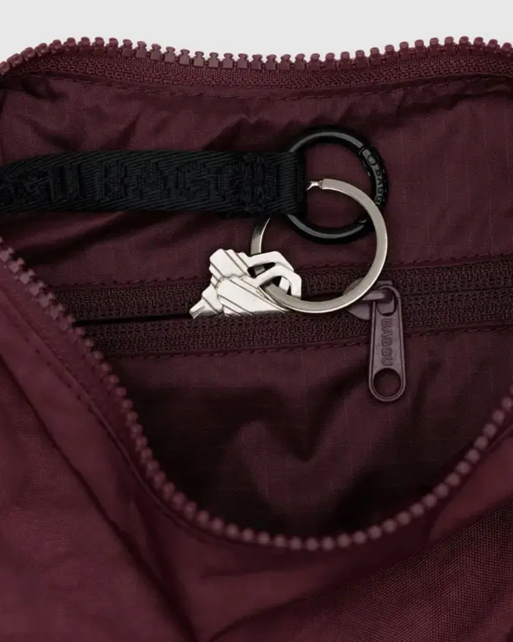 Baggu Baggu Small Nylon Crescent Bag | Mahogany