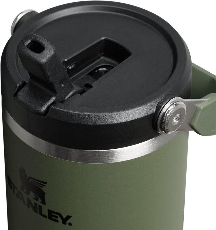 Stanley Stanley The Iceflow Flip Straw 2.0 Tumbler | Dried Pine