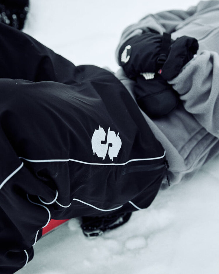 SOUVENIR Souvenir Insulated Track Pant | Black