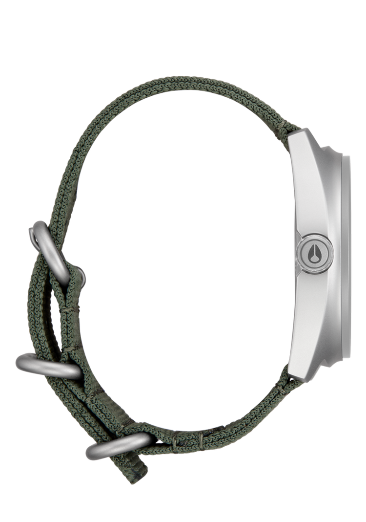 Nixon Clutch 42 | Matte Silver/Thyme