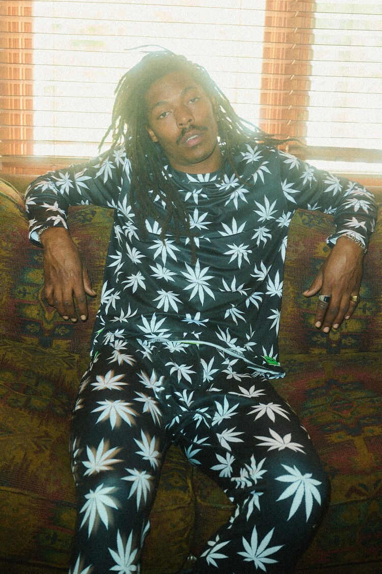 686 Technical Apparel Men's Plantlife Base Layer LS Top | Huf Plantlife
