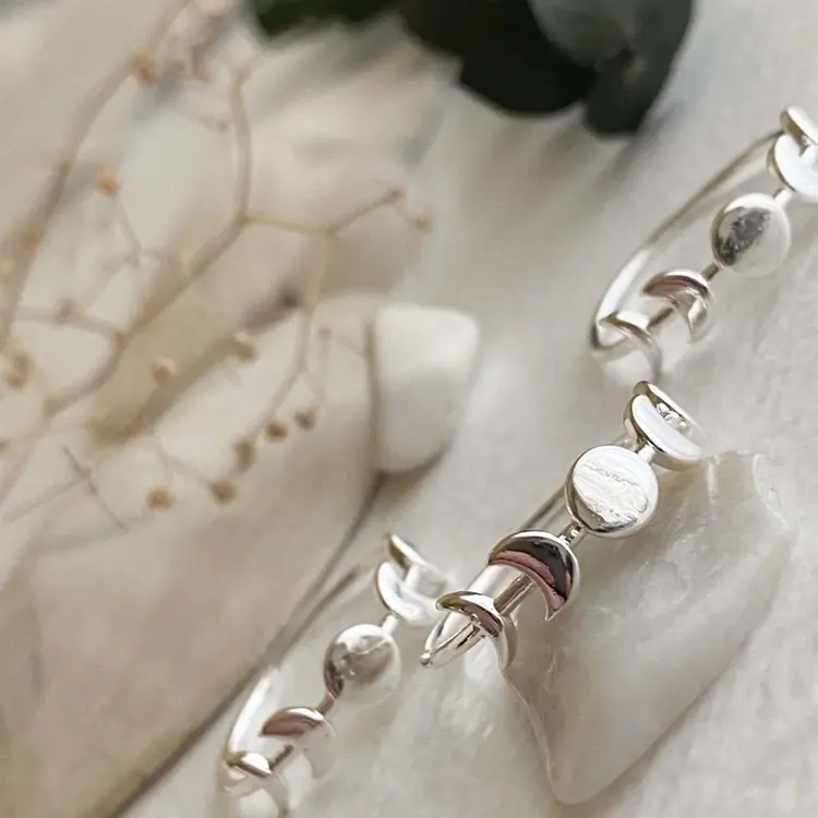 Pika & Bear Pika & Bear Theia Moon Phase Ring | Silver