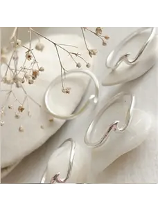 Pika & Bear Pika & Bear Sombrio Tiny Wave Ring | Sterling Silver