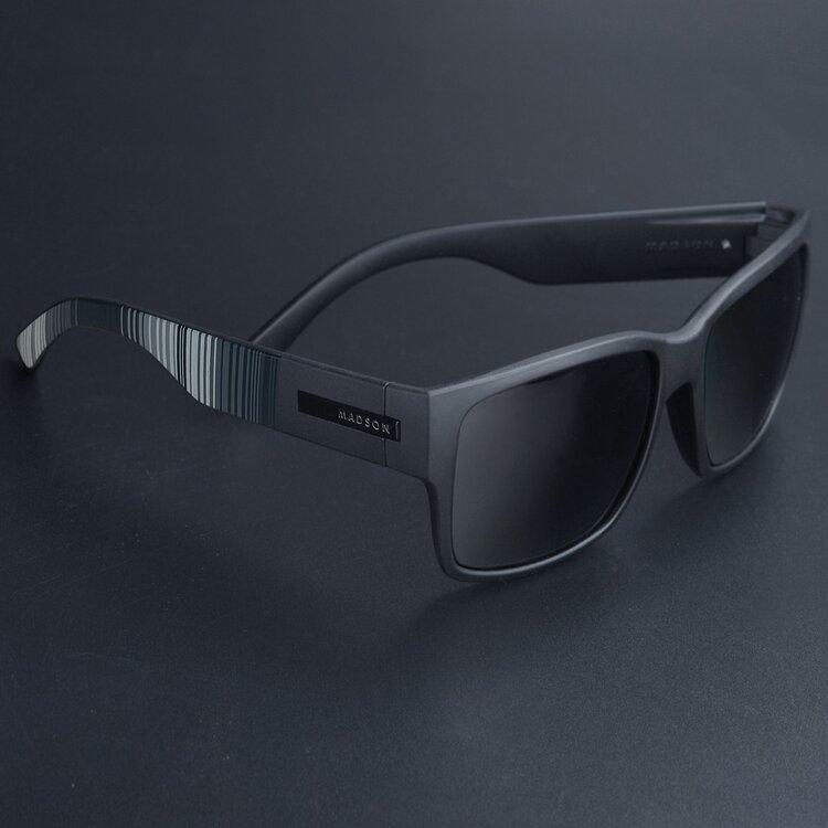Madson Madson Classico | Black on Black Serape / Grey Polarized