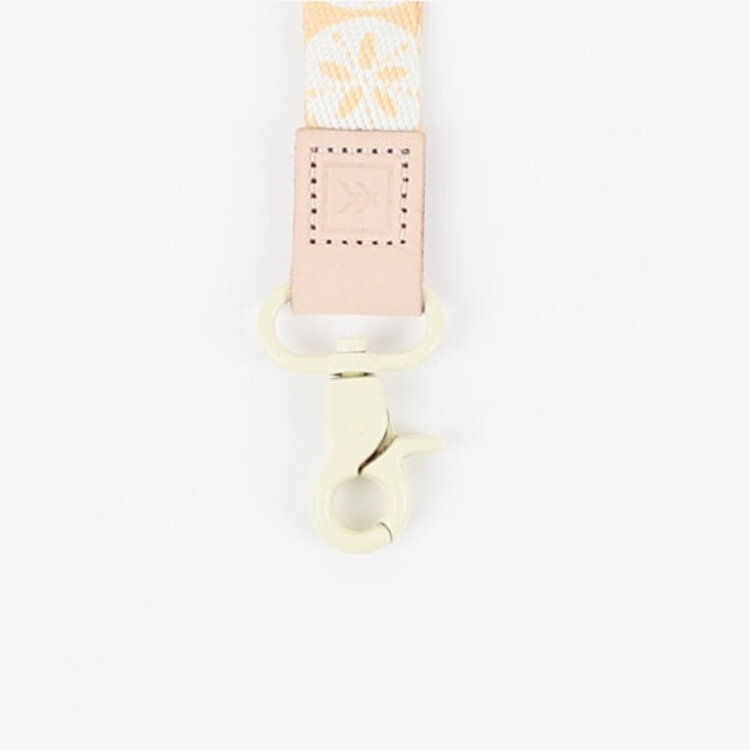 Thread Thread Neck Lanyard | Sand Dollar