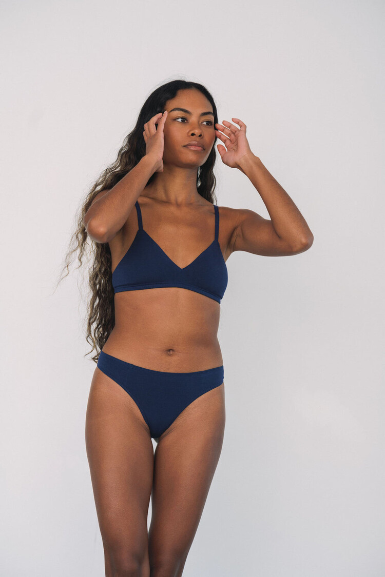 Huha Huha Low Profile Thong | Navy