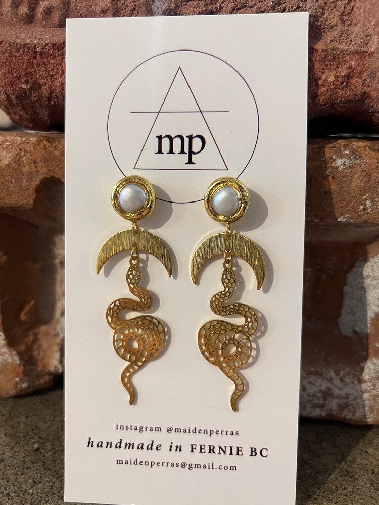 Maiden Perras Maiden Perras Moon Snake Pearl Earings | Gold