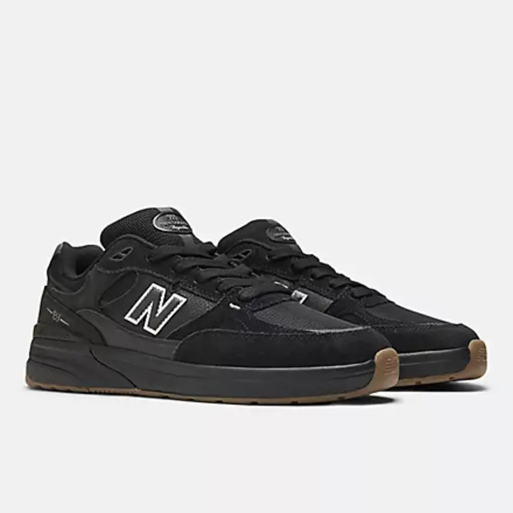 New Balance 933 Reynolds Wide | Black/Black