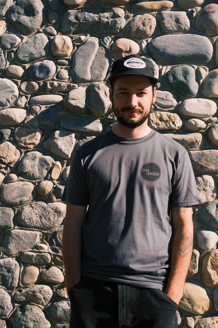 The Choice Shop The Choice Circle Logo Tee | Grey