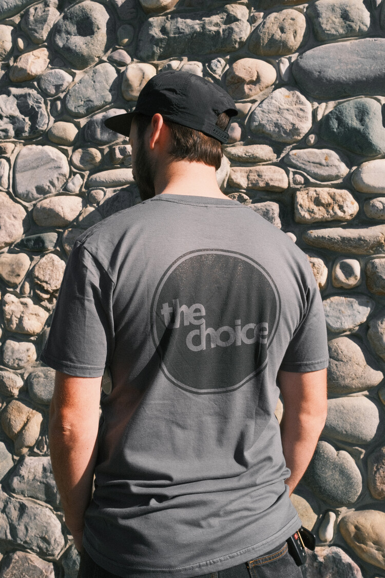 The Choice Shop Circle Logo Tee | Grey