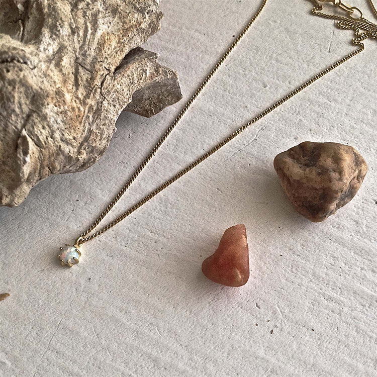 Pika & Bear Pika & Bear Tiny Dancer Fire Opal Charm Necklace | Gold