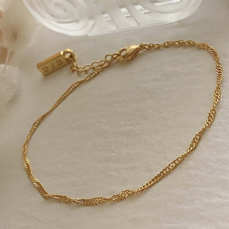 Pika & Bear Dna Intricate Dna Chain Bracelet | Gold