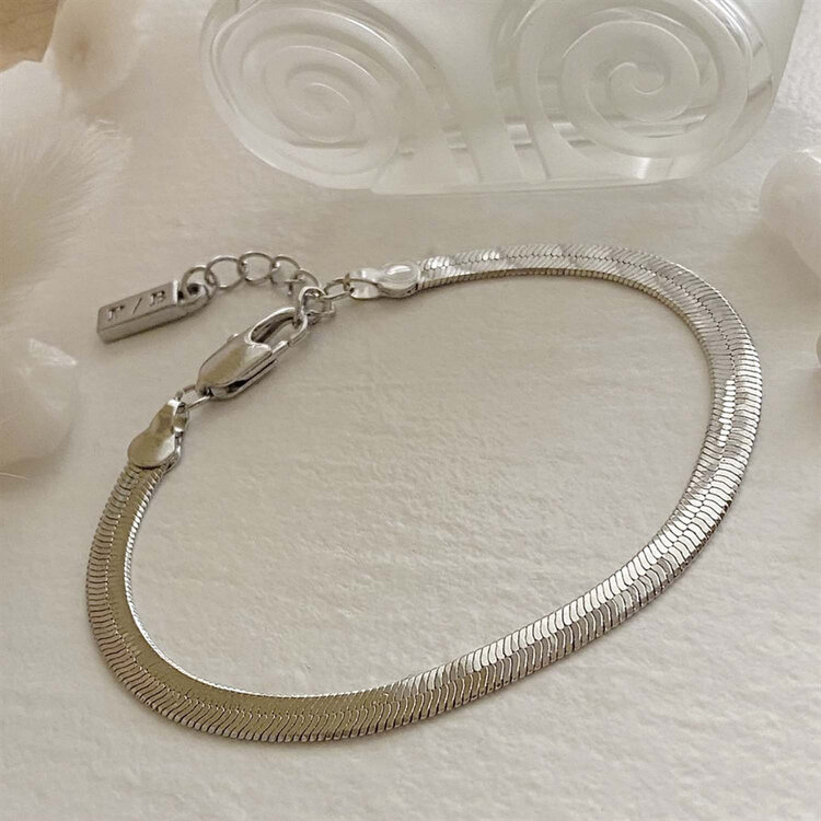 Pika & Bear Pika & Bear Nirah Snake Chain Bracelet | Silver