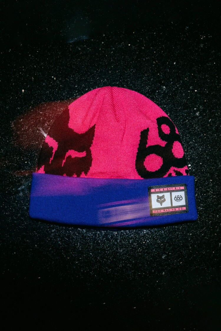 686 Technical Apparel 686 Fox Racing Cuff Beanie | Fox Purple