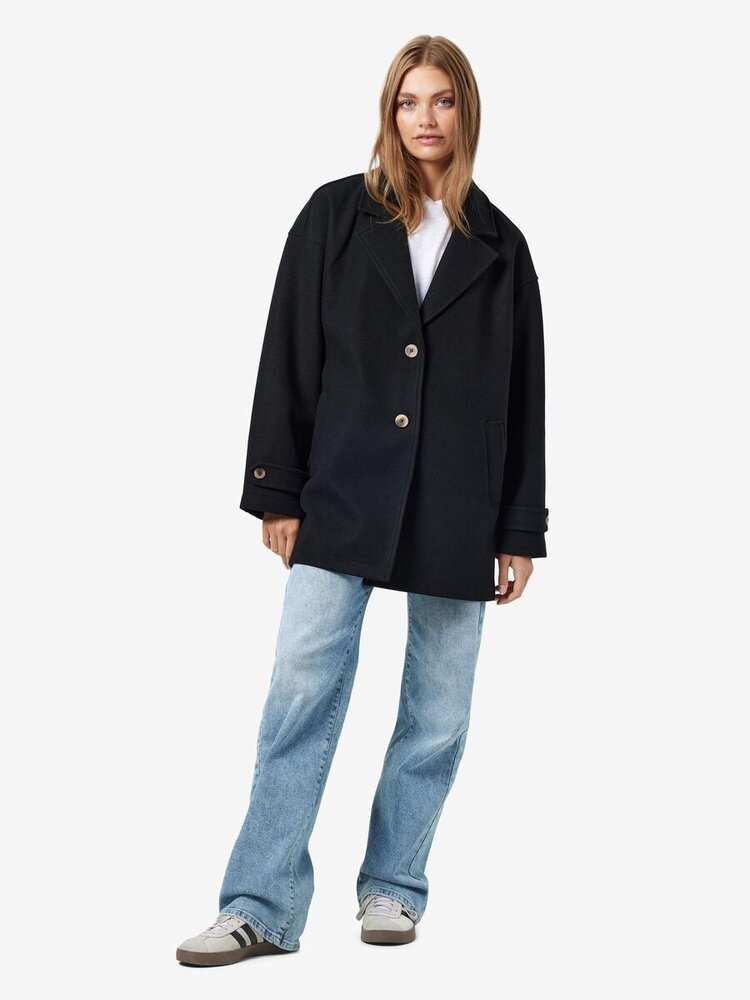 Noisy May Alicia Long Sleeve Oversize Blazer | Black