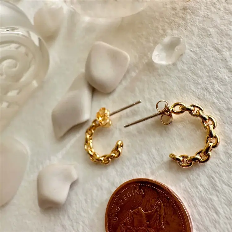 Pika & Bear Dromi Chain Link Hoop Earrings | Gold