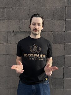Kootenay Life Lucky To Be Here Tee | Black