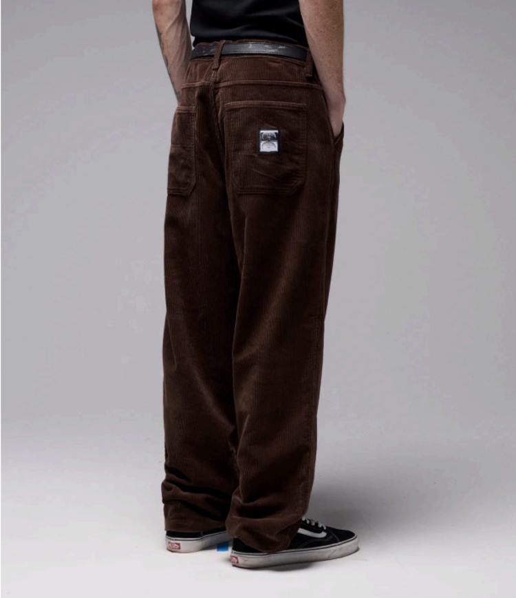 Former Former Distend Cord Pant | Choc