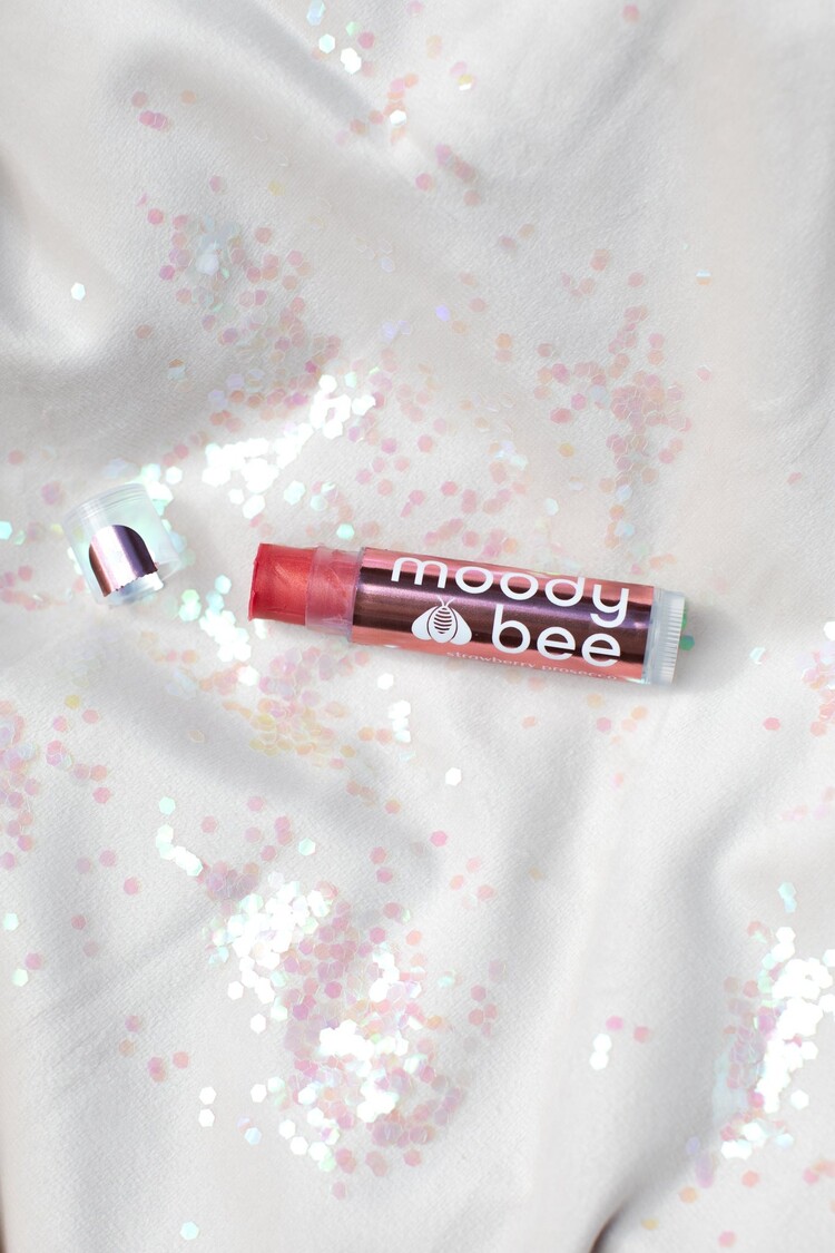 MOODY BEE MOODY BEE TINTED LIP BALM STRAWBERRY PROSECCO