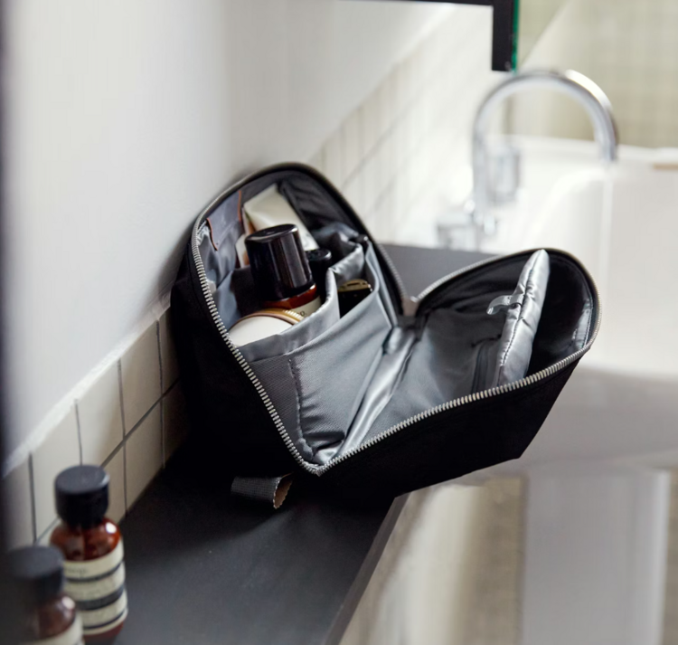 Bellroy Toiletry Kit Plus | Black