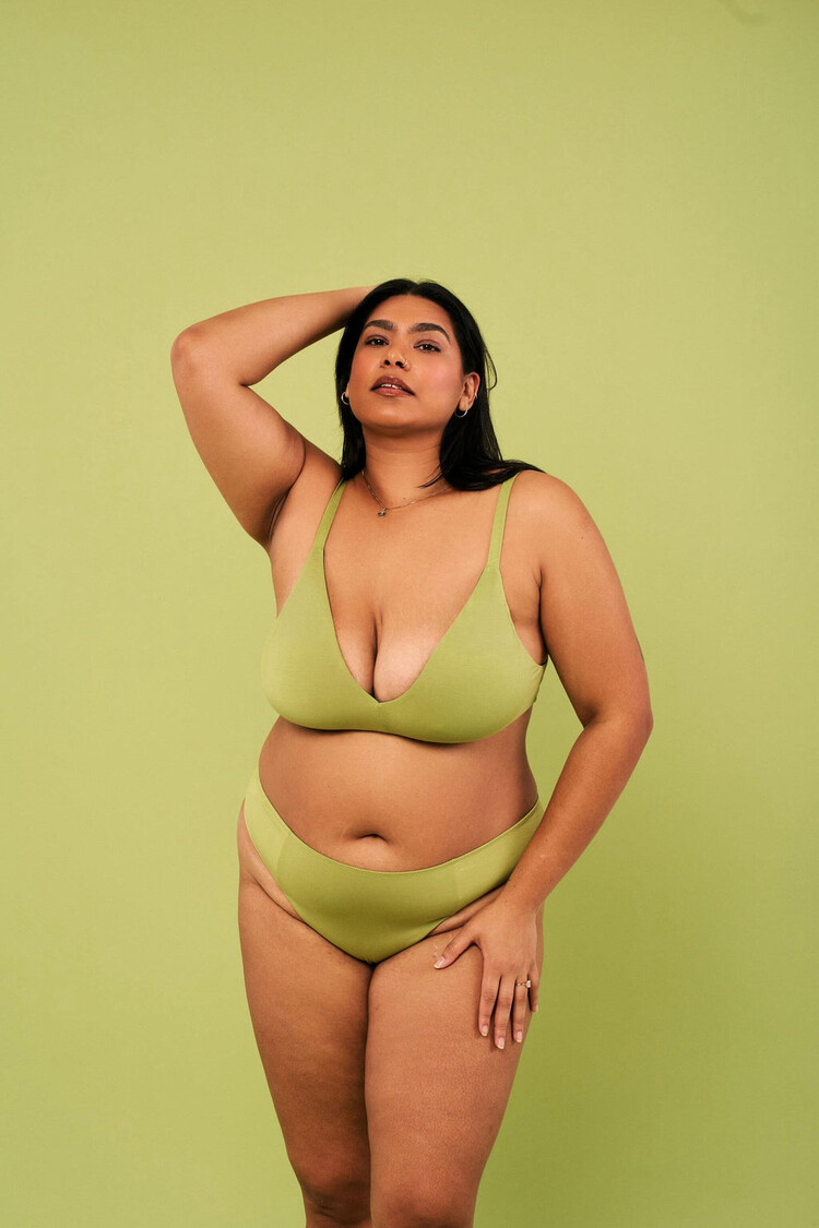 Huha Huha Low Profile Thong | Pistachio