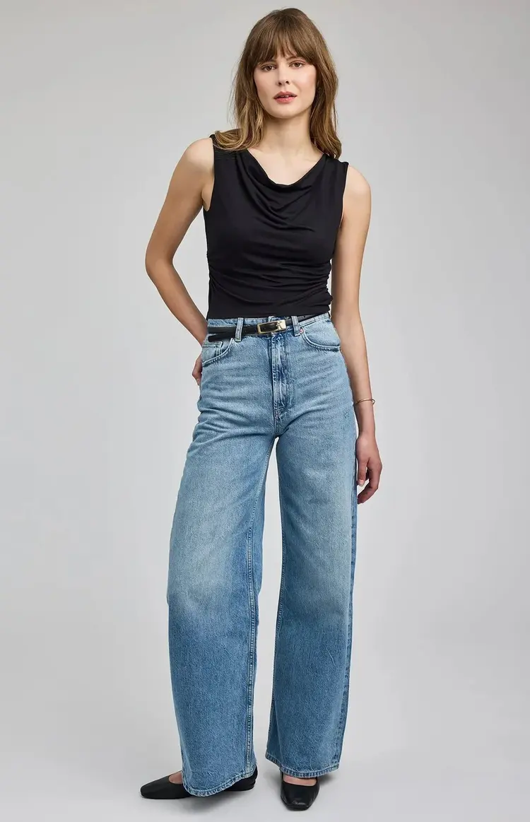 Gentle Fawn Cassidy | Black