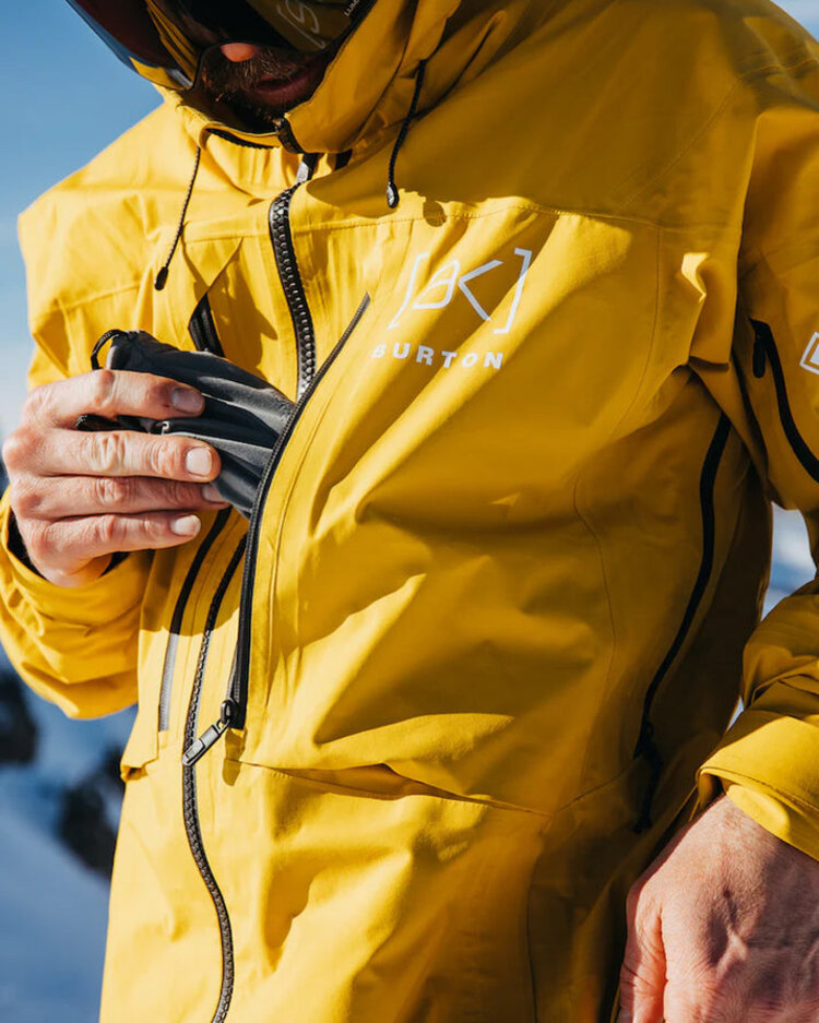 Burton Men's [ak] Hover GORE-TEX Stretch 3L Jacket | Goldenrod