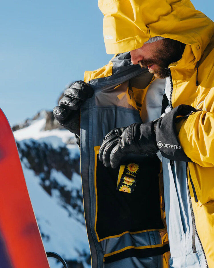 Burton Burton Men's [ak] Hover GORE-TEX Stretch 3L Jacket | Goldenrod