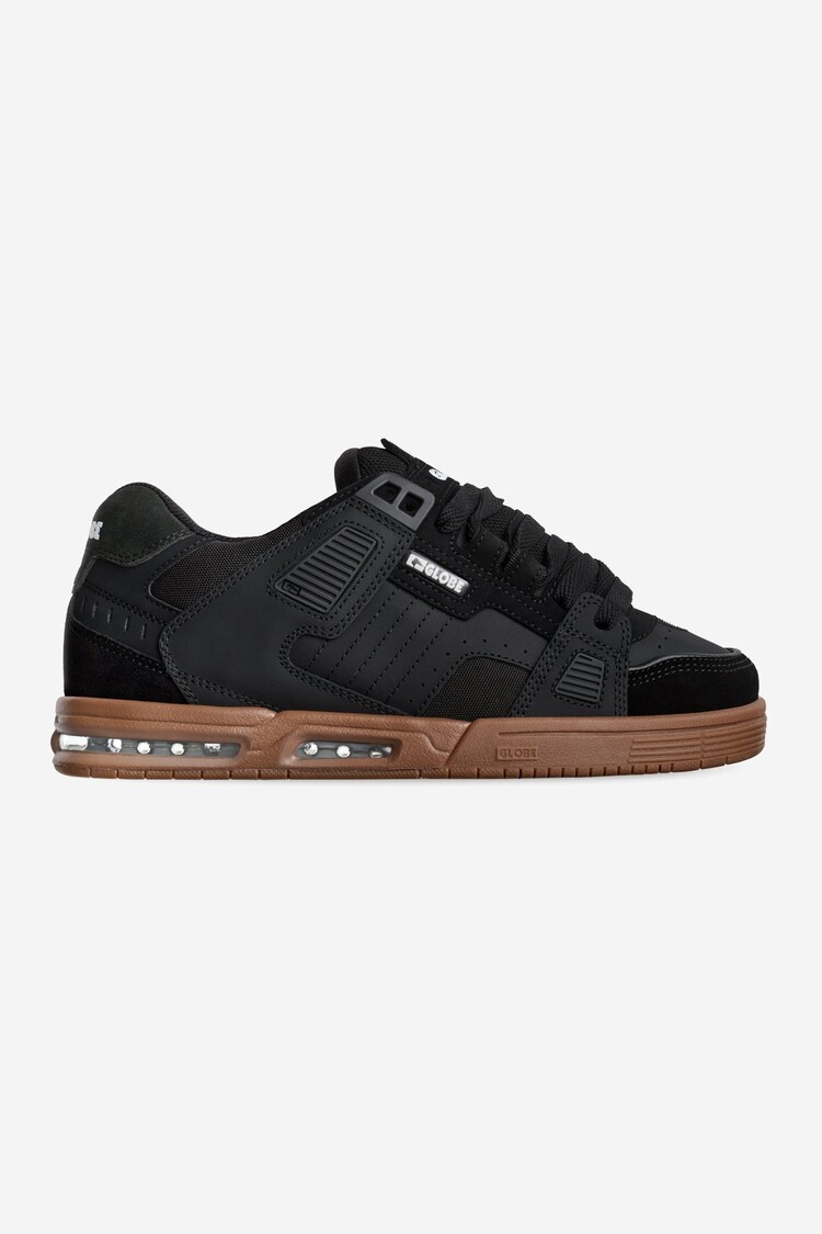 Globe Sabre | Onyx/Gum