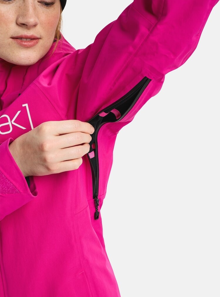 Burton Women's [ak] Upshift GORE-TEX Jacket | Very Berry