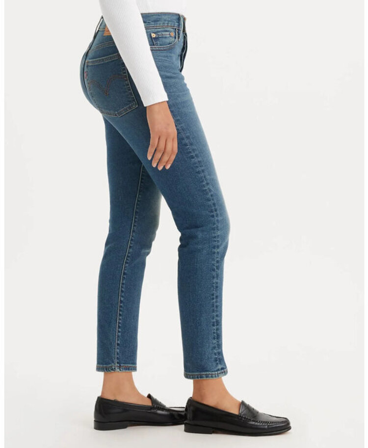 Levi's Wedgie Straight | Maximum Effort