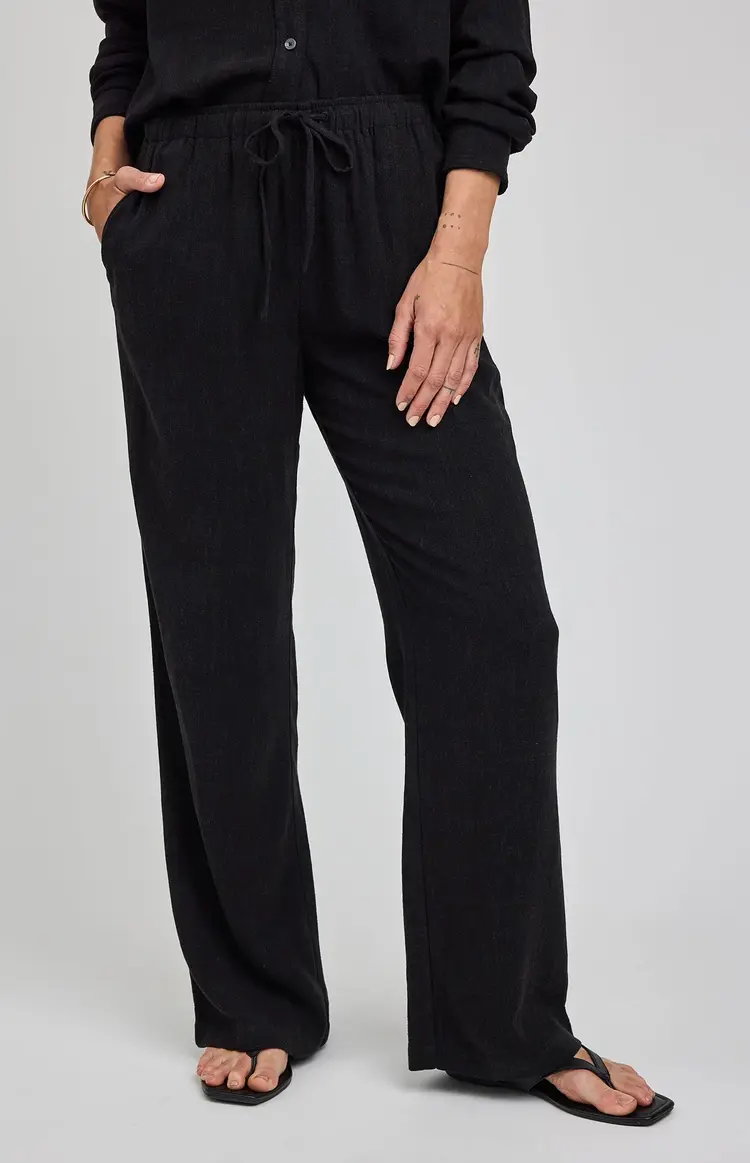 Gentle Fawn Finley | Black