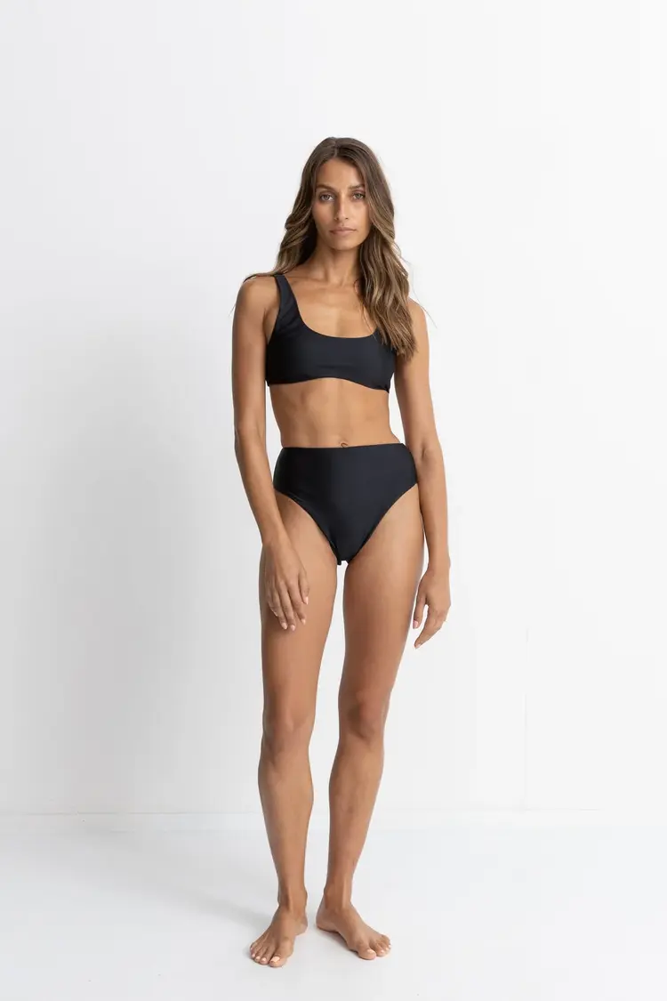 Rhythm Classic Crop Top | Black