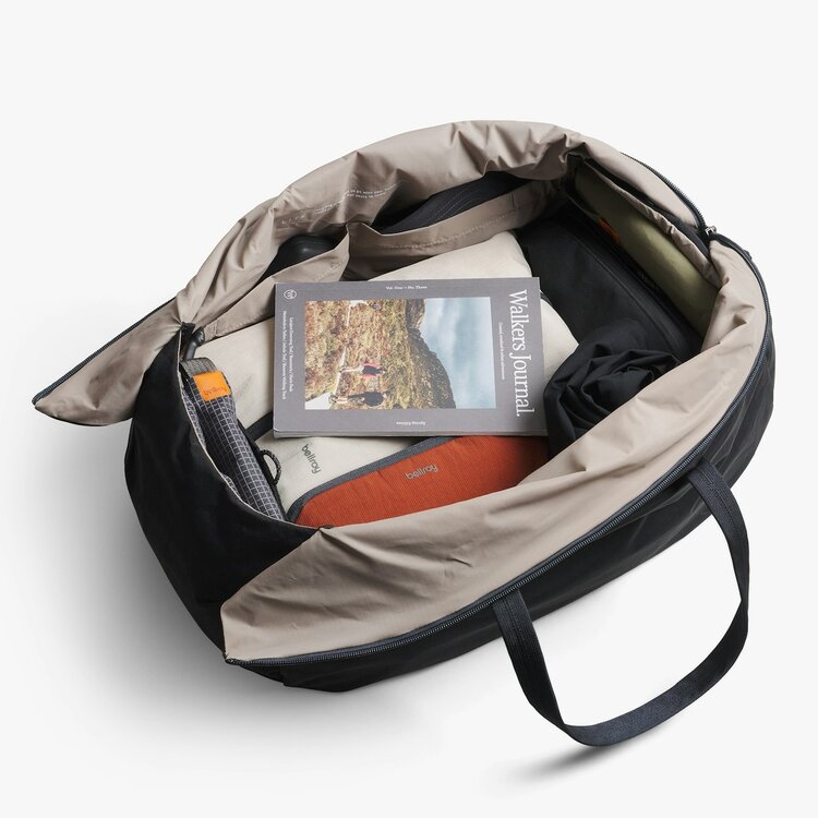 Bellroy Lite Duffel 40L | Black
