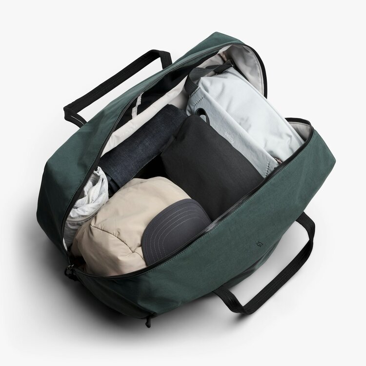 Bellroy Venture Ready Duffel 40L | Deep Ocean